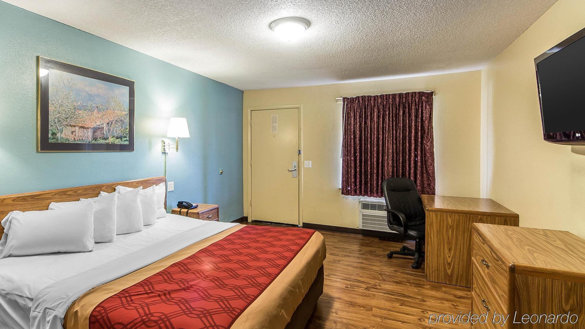 Econo Lodge Pryor Pryor Creek Exterior foto